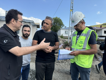 Ardahan&#039;da depremden etkilenen vatandaşlar için konut yapımına başlandı