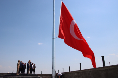 Iğdır&#039;da 9 yıl önce PKK saldırısında şehit olan 13 polis için anıt yapılıyor