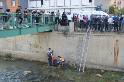 Yüksekova&#039;da dereye düşerek yaralanan kişi hastaneye kaldırıldı