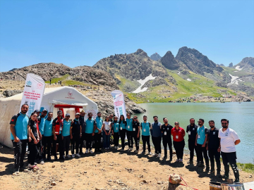 Hakkari'de "6. Cilo Festivali"nde 406 kişiye sağlık hizmeti verildi