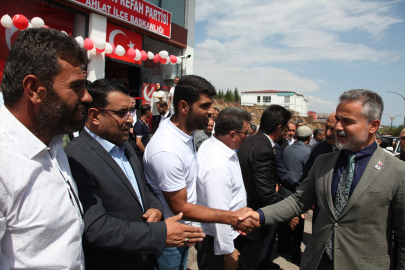 Ahlat&#039;ta Yeniden Refah Partisi&#039;nin yeni hizmet binası açıldı