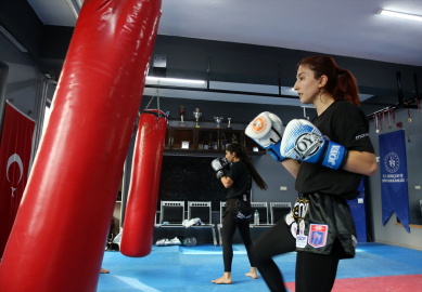 Milli kick boksçu 3 kız kardeş, yeni başarılar için ter dökecek