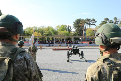 Tatvan&#039;daki 10. Komando Tugay Komutanlığında devir teslim töreni düzenlendi