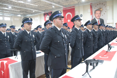 Erzincan&#039;da eğitimini tamamlayan 428 polis adayı mezun oldu
