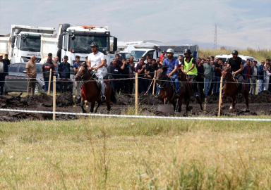 10. Rahvan At Yarışları ve 8. Doğu Anadolu Şampiyonası tamamlandı