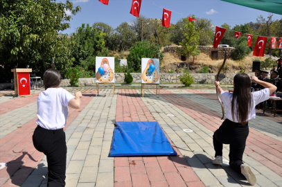 Büyük Zafer&#039;in 102. yıl dönümü Çukurca&#039;da kutlandı