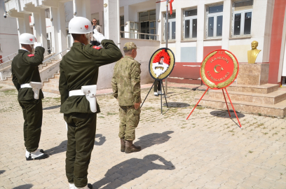 Büyük Zafer&#039;in 102. yıl dönümü Yüksekova&#039;da kutlandı