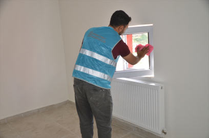 Hakkari&#039;de 16 yükümlü, okulları öğrenciler için hazırladı