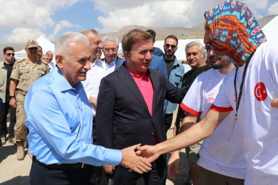 Orkut Baysal Yamaç Paraşütü Türkiye Şampiyonası, Erzincan’da başladı