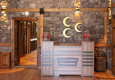 Erzurum'daki 112 yıllık konak MHP İl Başkanlığı binası oldu