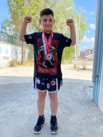 Türkiye Muaythai Şampiyonası'nda gümüş madalya kazanan Uyumaz, hedef büyüttü