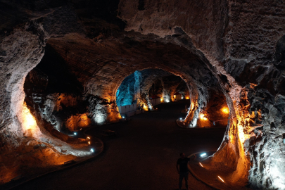 "Tuz Dağı"nda yerin 80 metre altında kitap ve çocuk festivali yapılacak
