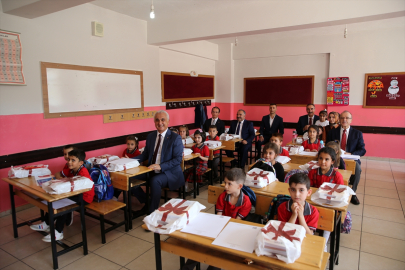 Van, Hakkari, Bitlis ve Muş'ta yeni eğitim öğretim yılı başladı