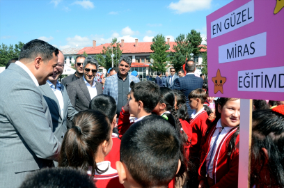 Sarıkamış&#039;ta İlköğretim Haftası törenle kutlandı