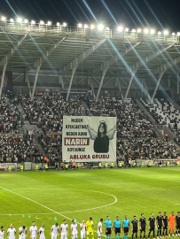 Çimentaş Elazığspor-Nazillispor maçında "Narin" için pankart açıldı