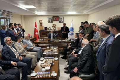 Yeniden Refah Partisi Genel Başkanı Erbakan, Elazığ&#039;da ziyaretlerde bulundu