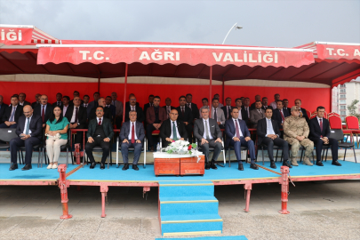 Ağrı&#039;da coğrafi işaretle tescillenen geven balının tanıtıldığı festival başladı