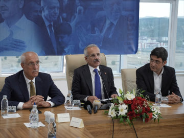 Bakan Uraloğlu, Bingöl&#039;de "STK ve İş Dünyası ile İstişare Toplantısı"nda konuştu: