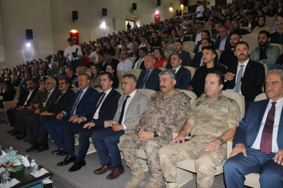 Bitlis'te "Bölgesel Kalkınma Odaklı Bitlis İli Turizm Çalıştayı" düzenledi