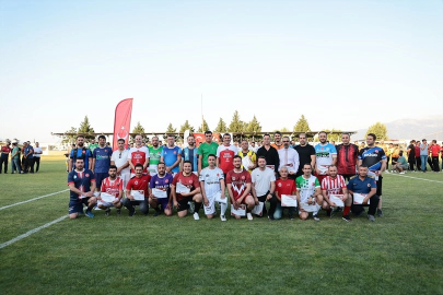 Denizli Büyükşehir turnuvasında dostluk kazandı