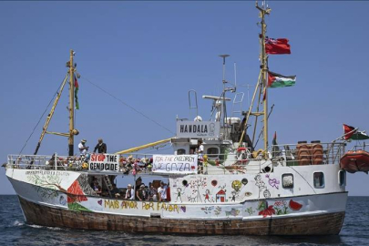 Hanzala aktivisti Smalls’a gözaltında şiddet