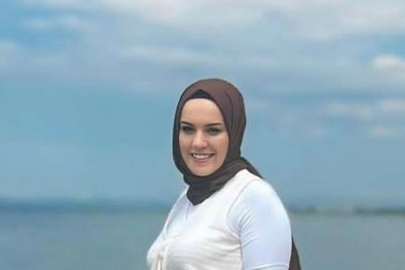 Asu Kaya’dan Saliha Akkaş’a yoğun bakımda ziyaret: “Devlet kadınların arkasından çekildi”