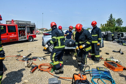 Bursa itfaiyesinden nefes kesen tatbikat