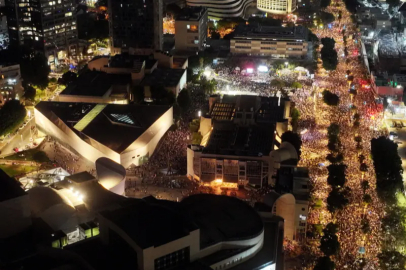 İsrail’de Gazze protestosu: Yüzbinlerce kişi sokaklarda