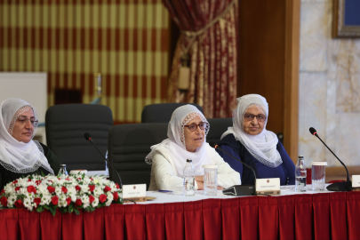 İHD: Ana dilde konuşma ve ifade özgürlüğü engellenemez