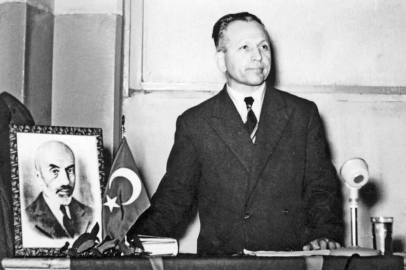 “İsyan Ahlakının Düşünce Yolcusu” Nurettin Topçu Kimdir?