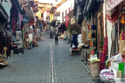 Ankara’nın belleği yeniden hayat buluyor: Çıkrıkçılar Yokuşu tarihi kimliğine kavuşuyor