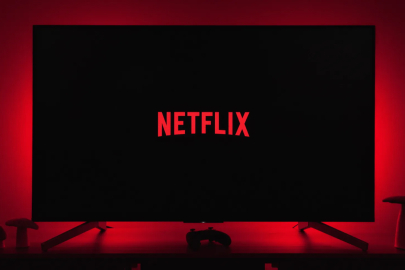 Red Notice’i tahtından indirdi! Netflix’in en çok izlenen filmi açıklandı