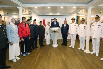 Cumhurbaşkanı Erdoğan, Savarona yatını ziyaret etti: Mavi Vatan’da anlamlı buluşma