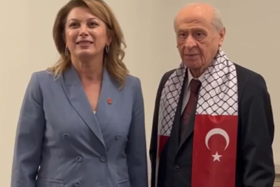 Bahçeli ile CHP’li Asu Kaya arasında samimi sohbet: Meclis sizinle güzel