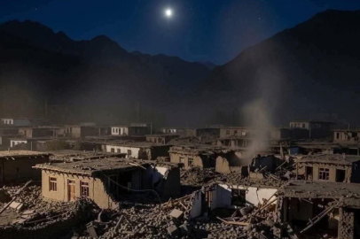 Afganistan’da deprem: Yüzlerce ölü ve yaralı var