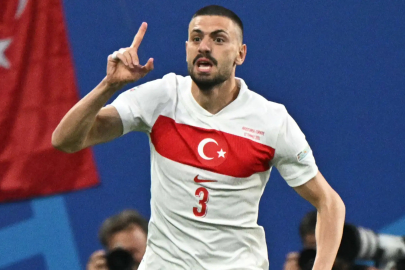 Merih Demiral’dan maç sonrası net mesaj: "Birlikteyiz, güçlüyüz!"