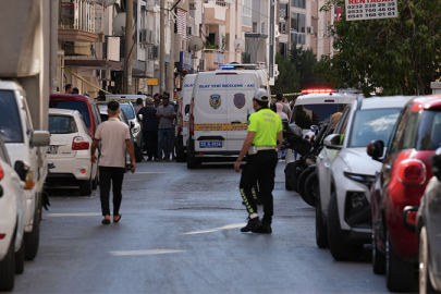 İzmir’de karakola silahlı saldırı: Saldırganın annesi, babası ve arkadaşları da gözaltında