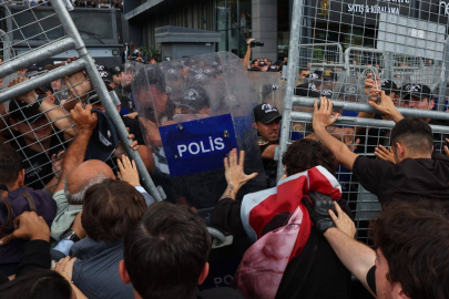 Balkan Insight: Erdoğan muhalefeti bastırıyor!