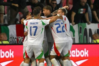 İtalyan taraftarlardan İsrail marşına sessiz protesto