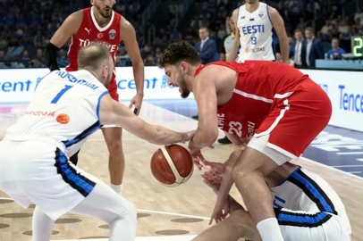 EuroBasket 2025: Türkiye ile Yunanistan yarı finalde karşı karşıya