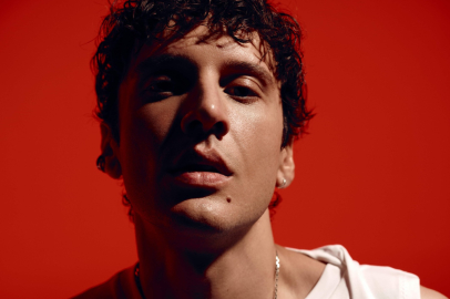 Edis’ten Demet Akalın’a esprili yanıt: Önce ben bir büyüyeyim de...