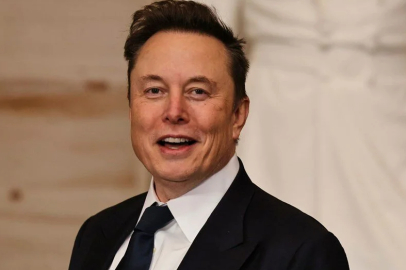 Elon Musk’tan İngiltere hükümetine sert tepki: “Britanya hızla yok oluyor”