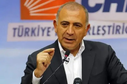 Gürsel Tekin'den açıklama: “Partinin kurumsal kimliğini koruyoruz”