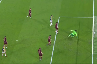 Fenerbahçe - Trabzonspor maçında hakem kararları gündem oldu: Ünlü yorumcular iki kritik pozisyona nokta koydu