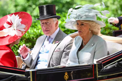 Kraliyet aşkı dağılma noktasında: Kral Charles ve Camilla evleri ayırdı!
