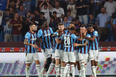 Trabzonspor taraftarından TFF'ye sert protesto