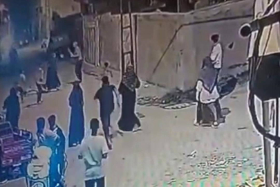 Adana’da sokakta oynayan çocuklara sopa saldırısı!