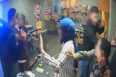 Erzurum’da oyun salonunda başlayan kavga bıçaklı tehdite dönüştü!