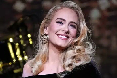 Adele’den Super Bowl’a ikinci ret: Dünyanın en büyük sahnesini yine pas geçti