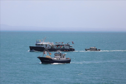 Sumud Filosu'na füze tehdidi! İsrail savaş uçağı Akdeniz’e ateş açtı